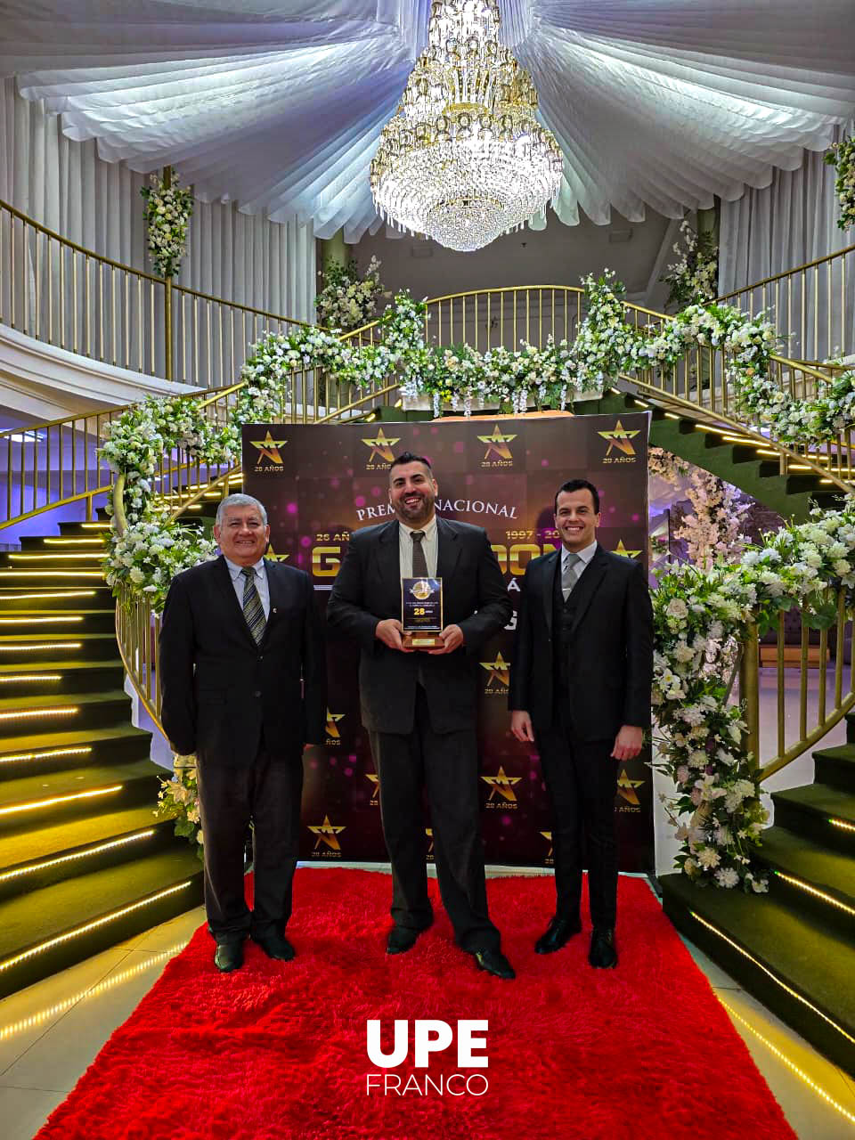 UPE recibió el Galardón Alto Paraná 2025 por destacarse como una de las mejores universidades del país